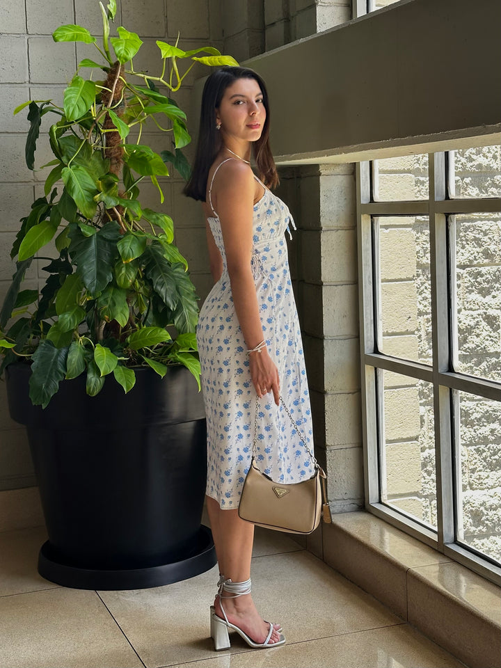 VESTIDO ALICE BLANCO FLORAL AZUL