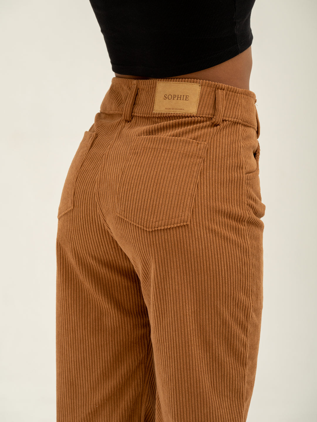 PANTALÓN GRETA CHOCOLATE