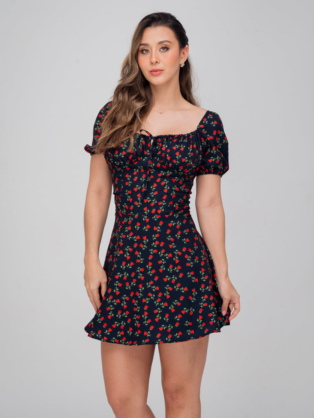 VESTIDO CHLOE NEGRO FLORAL