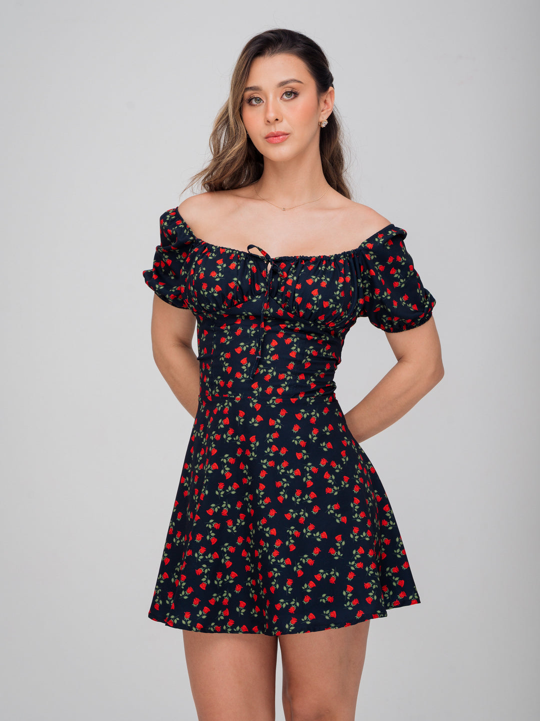 VESTIDO CHLOE NEGRO FLORAL