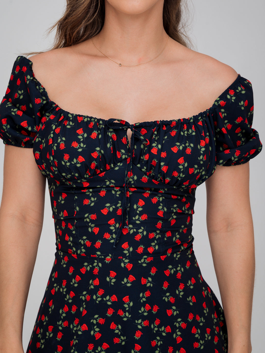VESTIDO CHLOE NEGRO FLORAL