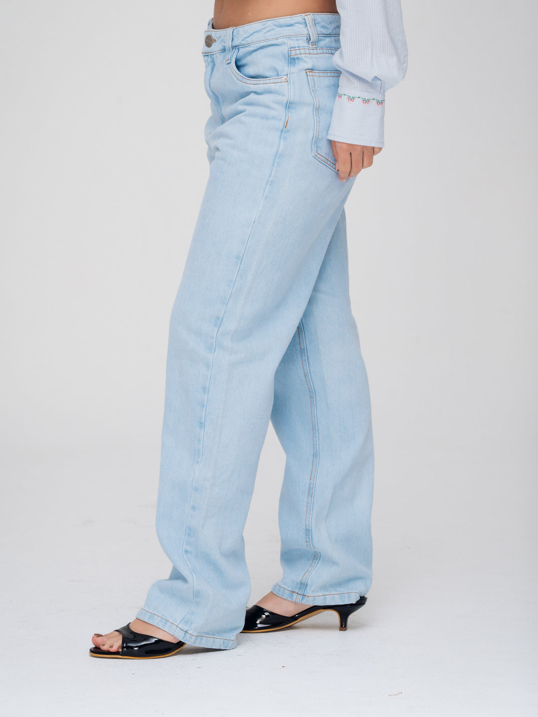 MOM JEANS HIELO