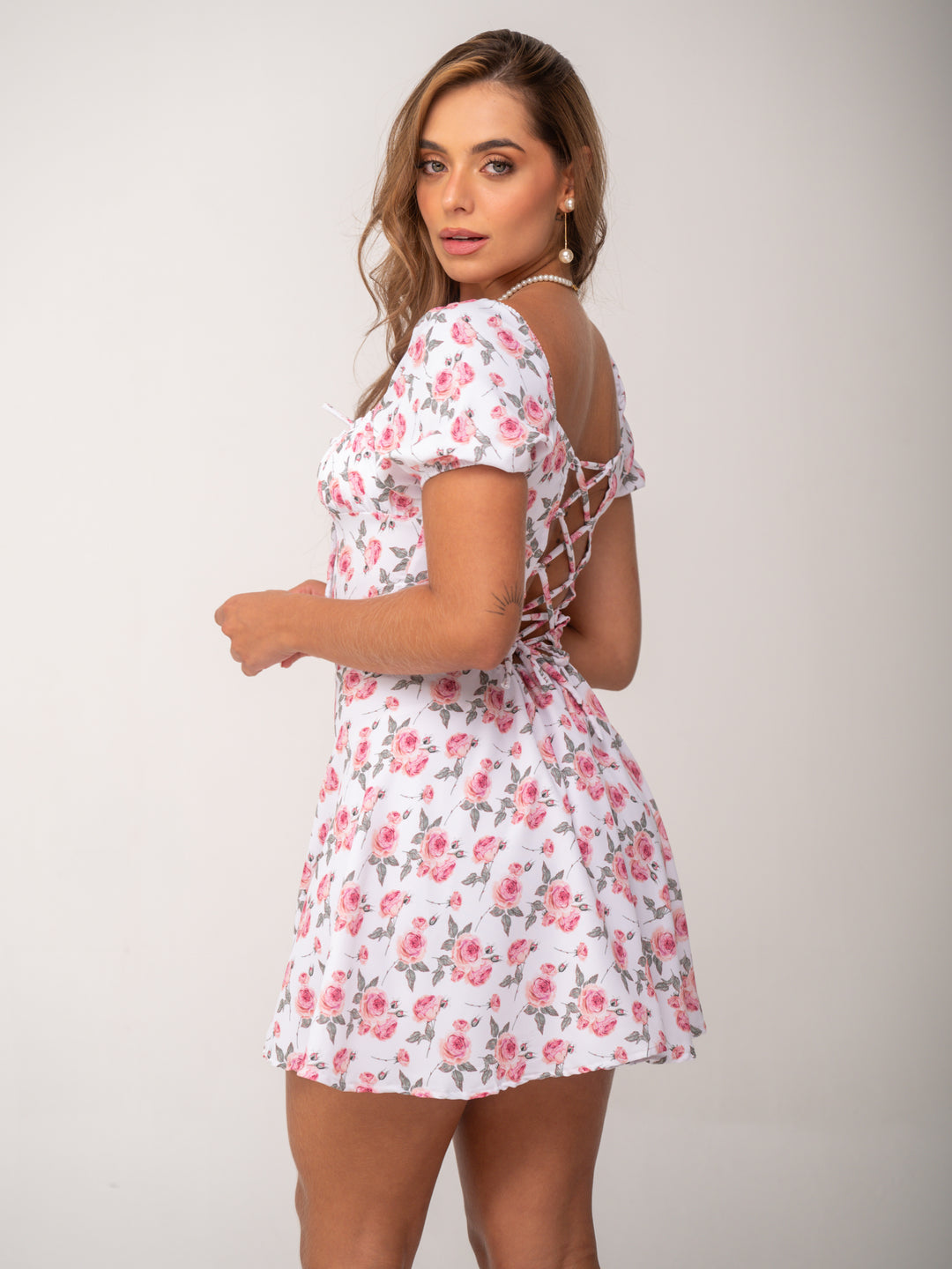 VESTIDO ANTONIA BLANCO FLORAL